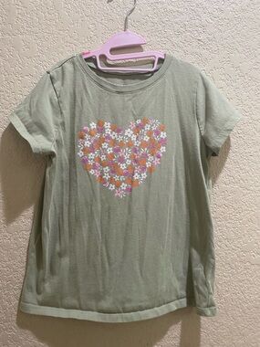 btween Sage Green Short Sleeve Tee with Floral Heart
